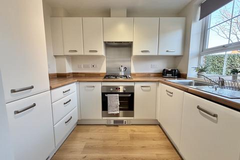 2 bedroom end of terrace house for sale, Hawthorn Drive, Thornton FY5