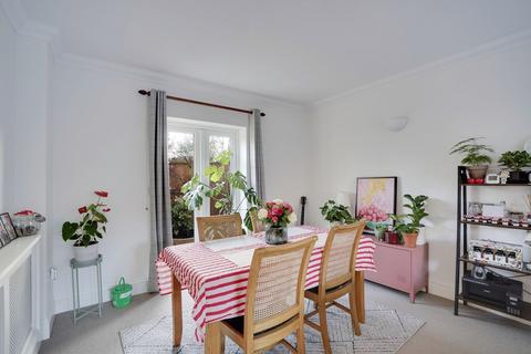 4 bedroom semi-detached house for sale, Downing Court, Cambridge CB25