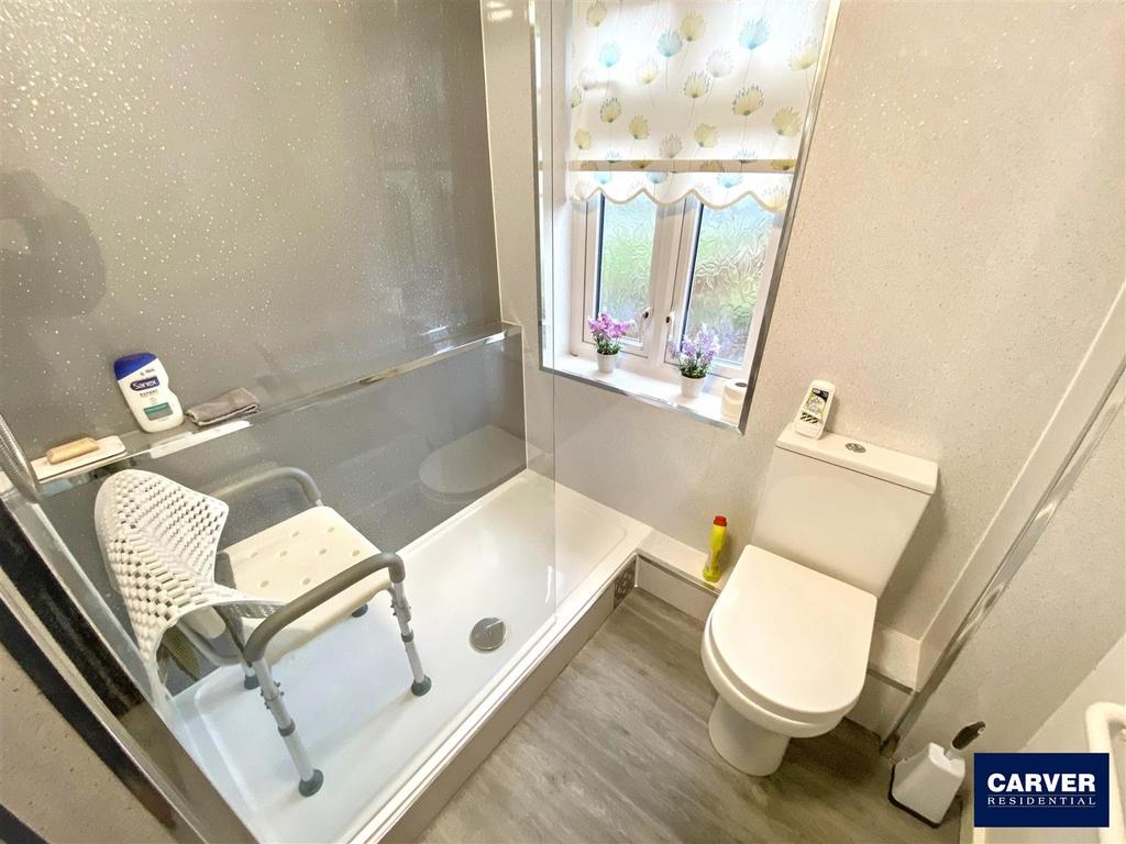 Shower Room (2).jpg