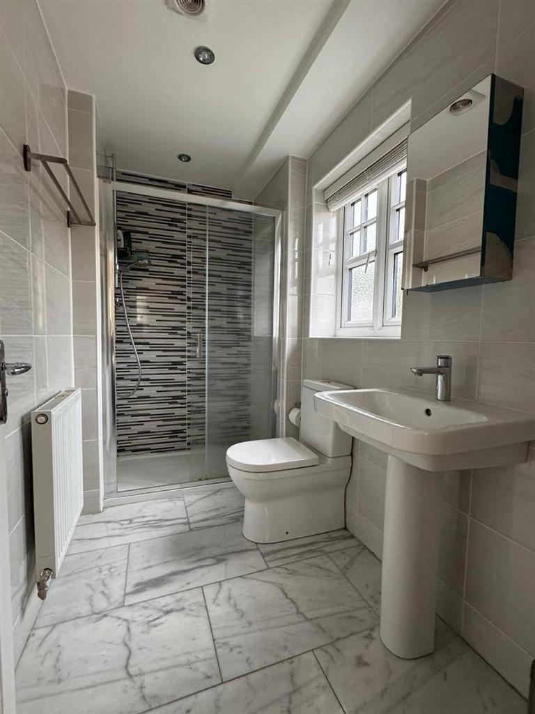 Bedroom 1 En Suite