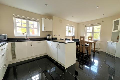 4 bedroom detached house for sale, Plantin Road, Altrincham