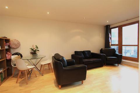 2 bedroom apartment for sale, Balmoral Place, Brewery Wharf