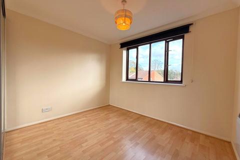 2 bedroom apartment to rent, Pyegrove Chase, Forest Park, Bracknell, Berkshire, RG12