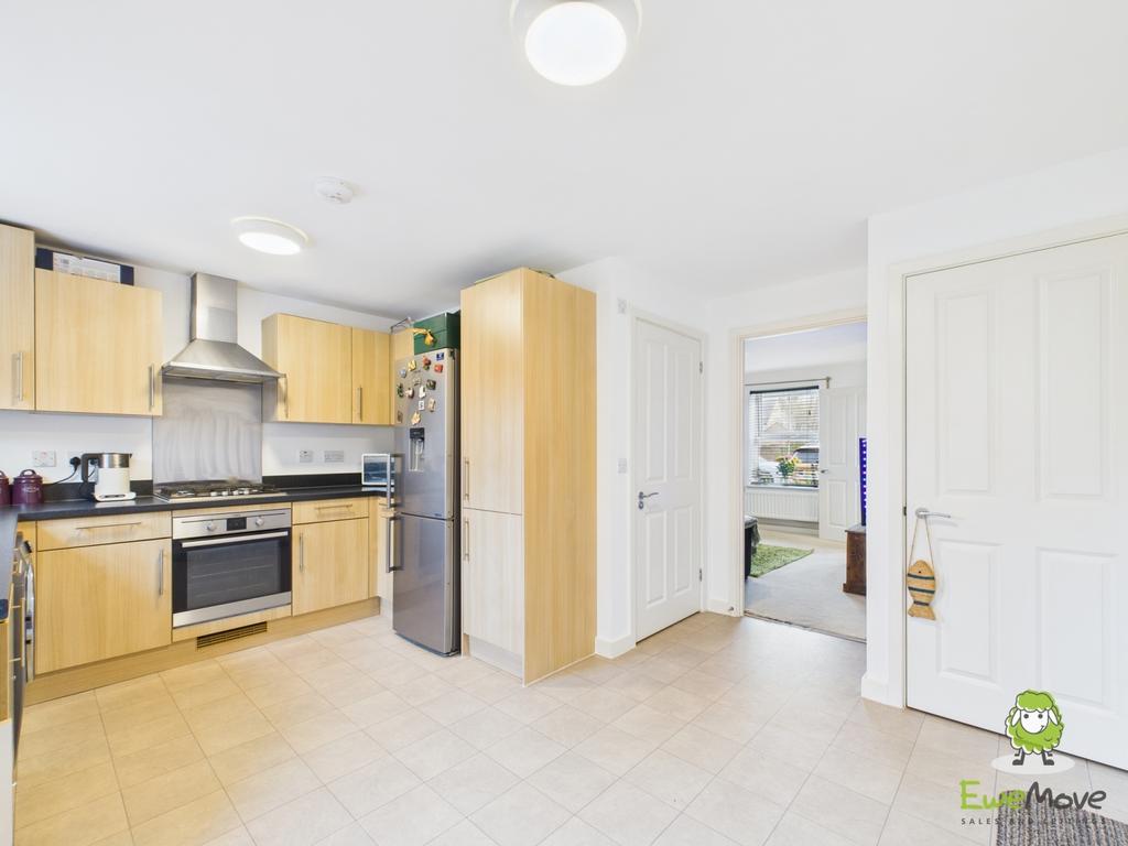 Ewe Move Estate Agents Basingstoke - Chilworth Way