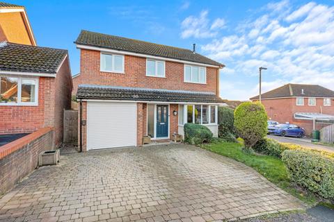 4 bedroom detached house for sale, Old Tring Road, Aylesbury HP22