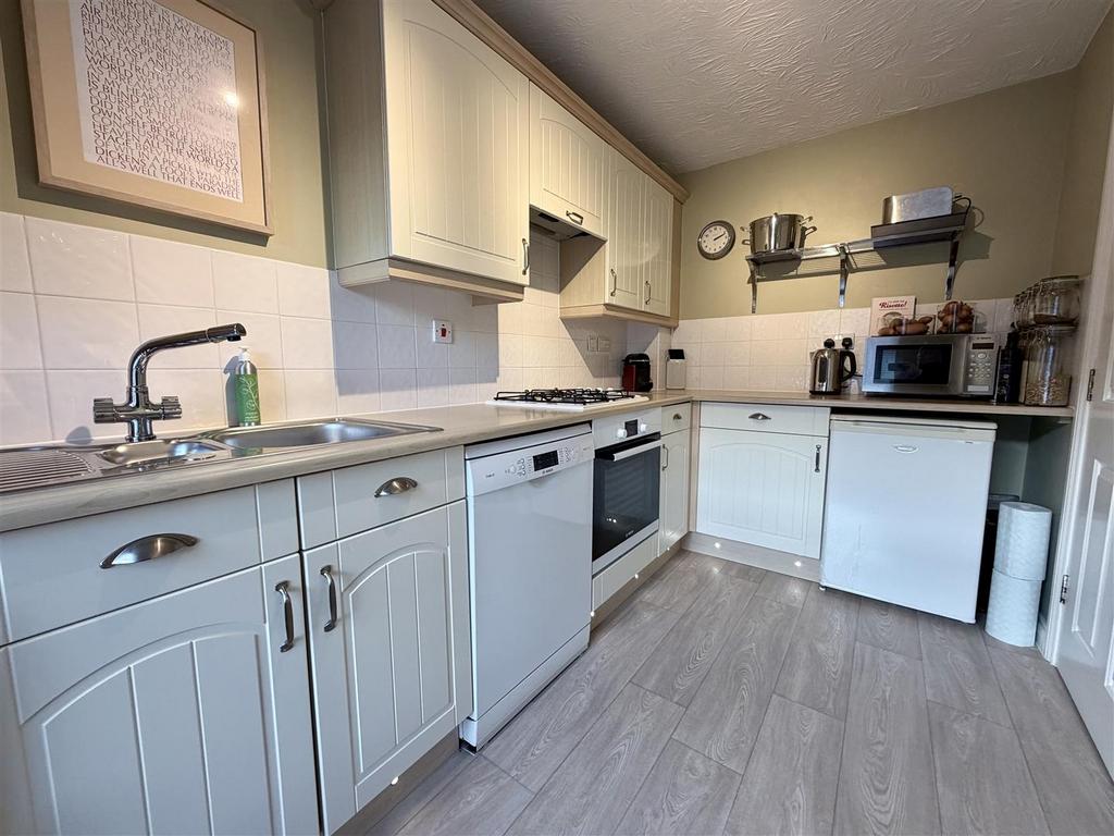 Fitted Kitchen