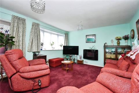 3 bedroom semi-detached house for sale, Ringwood Drive, North Baddesley, Southampton, Hampshire
