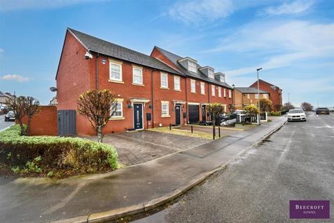 3 bedroom townhouse for sale, Burntwood Road, Grimethorpe, Barnsley