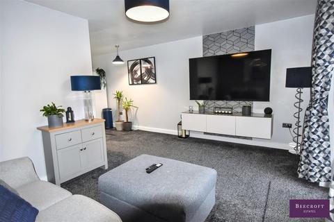 3 bedroom townhouse for sale, Burntwood Road, Grimethorpe, Barnsley