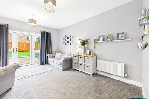 2 bedroom terraced house for sale, Winscar Road, Doncaster, South Yorkshire, DN4