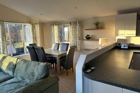 3 bedroom lodge for sale, Pwllheli