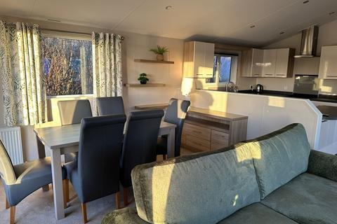 3 bedroom lodge for sale, Pwllheli