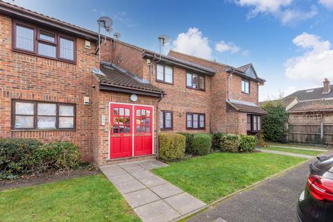 undefined, Troutbeck Close, Slough SL2