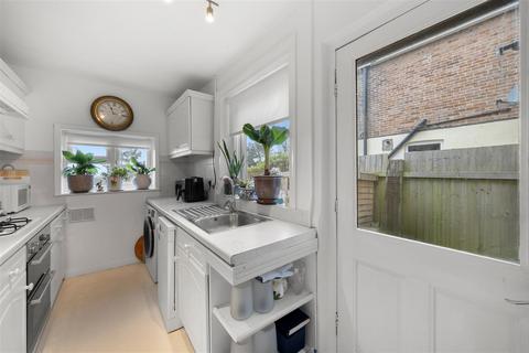 2 bedroom house for sale, Stone Cross Road, Crowborough