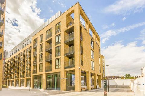 1 bedroom flat to rent, Chivers Passage, London SW18
