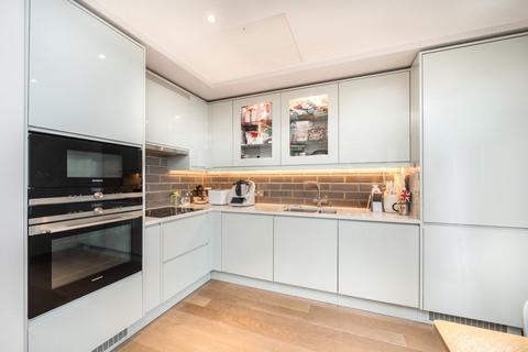 1 bedroom flat to rent, Chivers Passage, London SW18