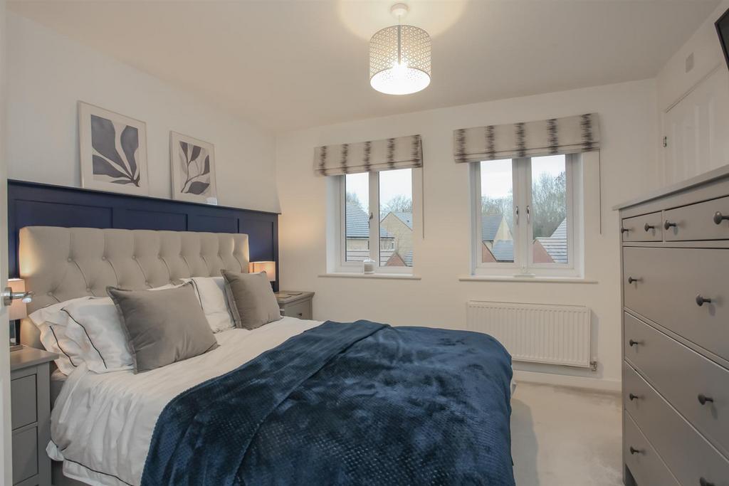 Bedroom 1.jpg