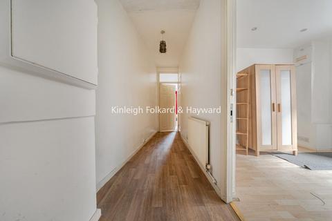 2 bedroom flat to rent, Meadow Road, London, SW8