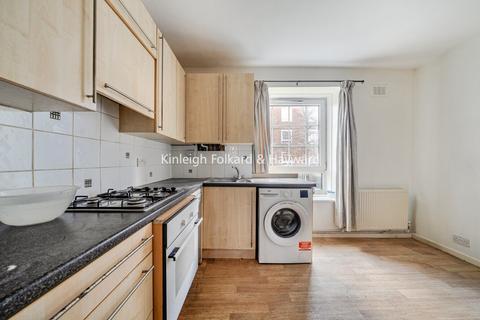 2 bedroom flat to rent, Meadow Road, London, SW8