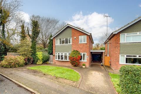 4 bedroom detached house for sale, Courtfields, Harpenden, Hertfordshire, AL5