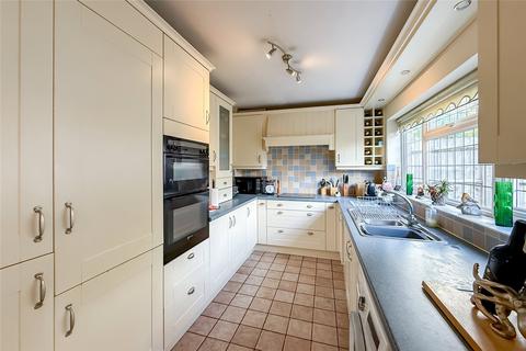 4 bedroom detached house for sale, Courtfields, Harpenden, Hertfordshire, AL5