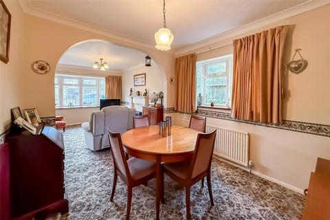 4 bedroom detached house for sale, Courtfields, Harpenden, Hertfordshire, AL5
