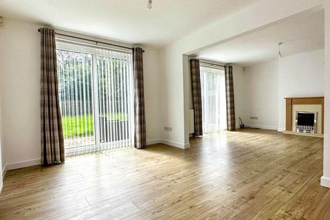 3 bedroom semi-detached house for sale, Cambridge Avenue, Hebburn, Tyne and Wear, NE31 2RZ
