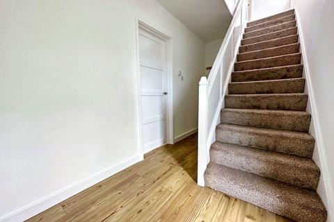 3 bedroom semi-detached house for sale, Cambridge Avenue, Hebburn, Tyne and Wear, NE31 2RZ