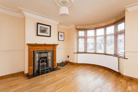 3 bedroom semi-detached house for sale, Rawcliffe Croft, York, YO30