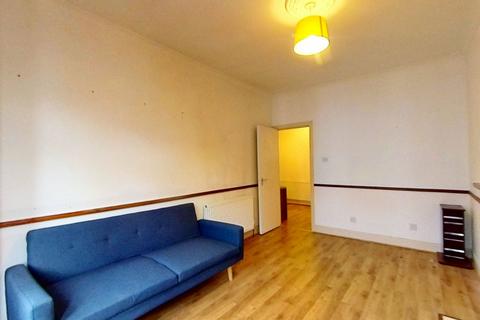3 bedroom flat to rent, Dumbarton Road, Glasgow, Glasgow City, G14