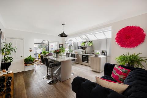 4 bedroom terraced house for sale, Niton Street, London, SW6