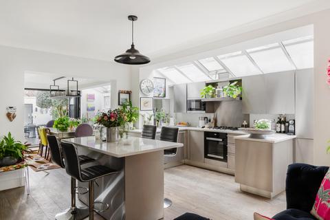 4 bedroom terraced house for sale, Niton Street, London, SW6