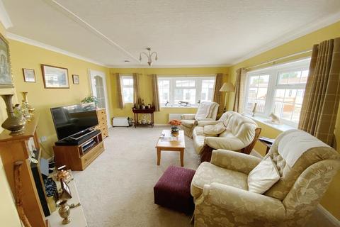 2 bedroom park home for sale, Pilgrims Park, Southampton Road, Poulner, Ringwood, Hants