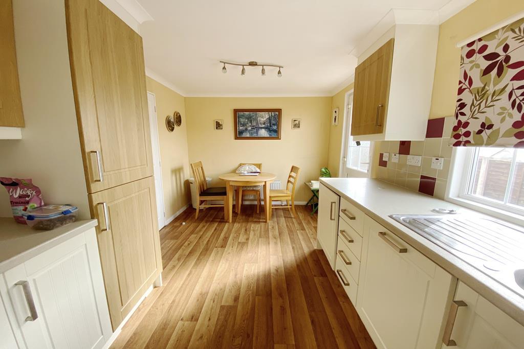 Kitchen/Breakfast Rm