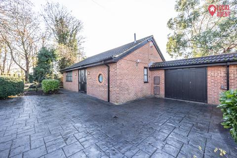 2 bedroom detached bungalow for sale, Stock Lane, Dartford, DA2