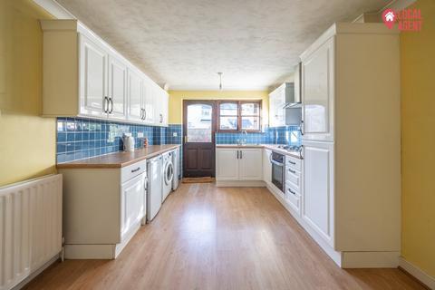 2 bedroom detached bungalow for sale, Stock Lane, Dartford, DA2