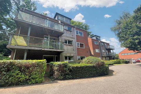 2 bedroom flat for sale, Chandlers Ford