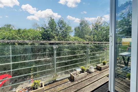 2 bedroom flat for sale, Chandlers Ford