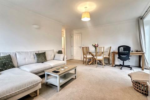 2 bedroom flat for sale, Chandlers Ford
