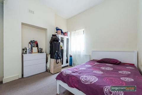 1 bedroom flat to rent, Loftus Road, Shepherds Bush, London, W12