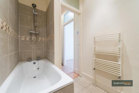 1 bedroom flat to rent, Loftus Road, Shepherds Bush, London, W12