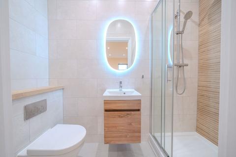 2 bedroom flat to rent, College Road, Bath BA1