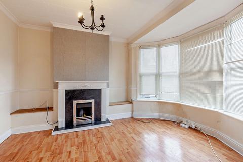 3 bedroom semi-detached house for sale, Marks Road, Romford RM7
