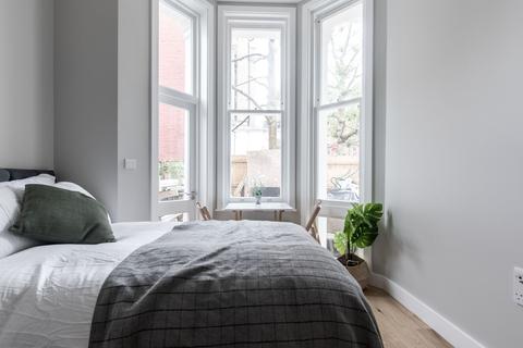 Ground floor flat to rent, Flat 5 117 Warwick Road