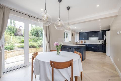 5 bedroom detached house for sale, Chestnut Hill, Eaton
