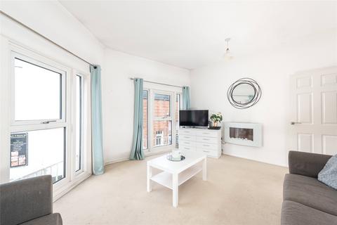 3 bedroom apartment for sale, Union Street, Newport Pagnell, Buckinghamshire, MK16