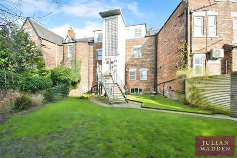 2 bedroom flat to rent, Lapwing Lane, Manchester, Greater Manchester, M20