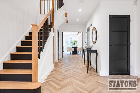 undefined, Cuffley Hill, Goffs Oak, Hertfordshire, EN7