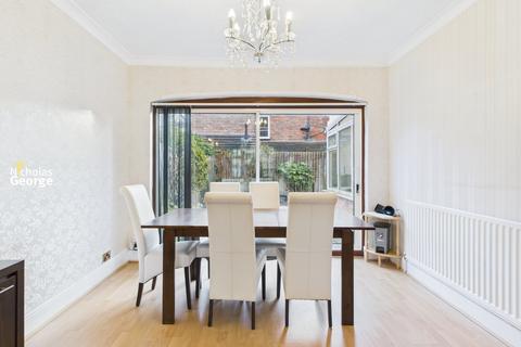 undefined, Green Road, Hall Green, Birmingham, B28