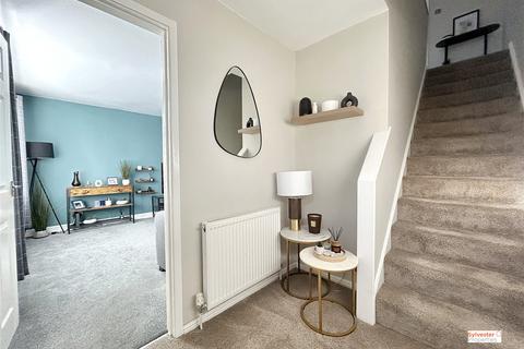 3 bedroom end of terrace house for sale, Burns Close, Stanley, County Durham, DH9